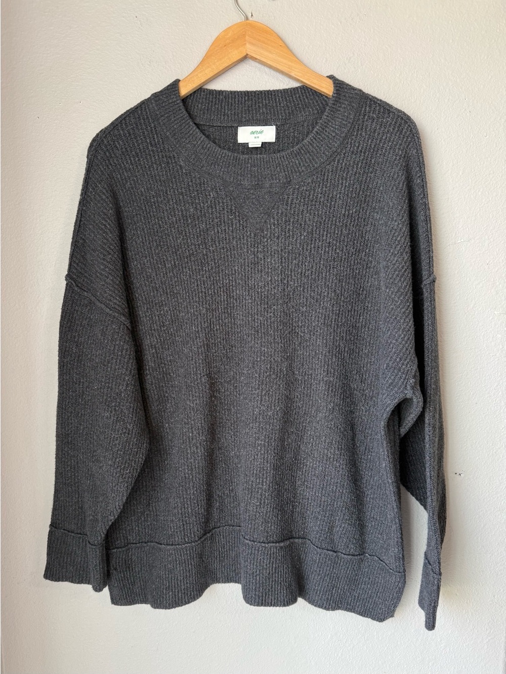 Aerie Charcoal Gray Oversized Ribbed Crewneck Sweater Women’s Size M V-Stitch